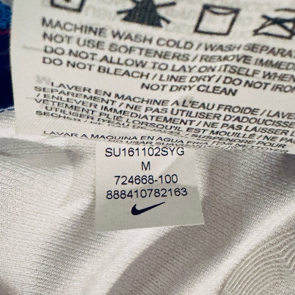 2016-18 England Women’s Nike Home National Football Jersey Size: M - Picture 8 of 8